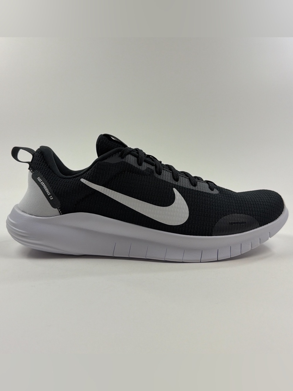 Nike Flex Experience RN 12 Black White Mens Size 10 Shoes Running Low DV0740-004